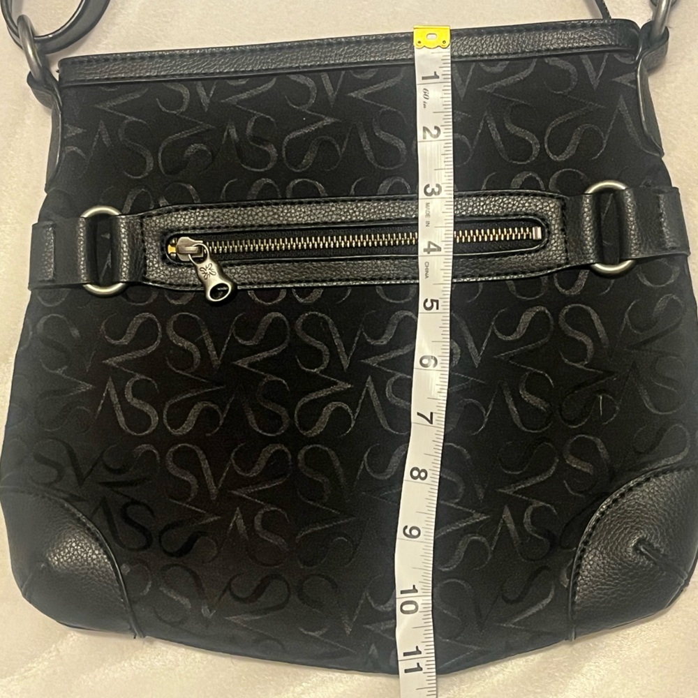 Simply Vera by Vera Wang Women’s Stylish Black Shoulder Purse or Crossbody Bag - Picture 6 of 16
